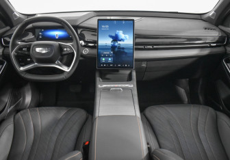 Подержанный автомобиль Geely Preface 2024 года (13 фото)