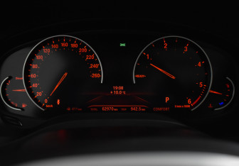 Подержанный автомобиль BMW X4 2020 года (25 фото)