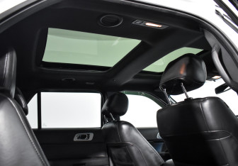 Подержанный автомобиль Ford Explorer 2013 года (20 фото)