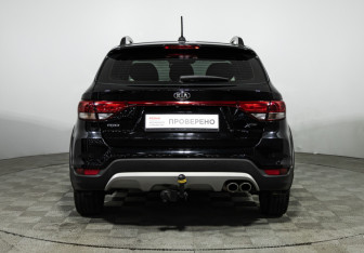 Подержанный автомобиль Kia Rio Hatchback 2018 года (6 фото)