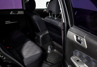 Подержанный автомобиль Subaru Forester Suv 2008 года (13 фото)