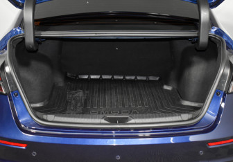 Подержанный автомобиль Omoda S5 2023 года (24 фото)