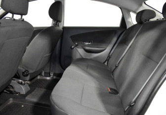 Подержанный автомобиль Nissan Almera Sedan 2013 года (12 фото)