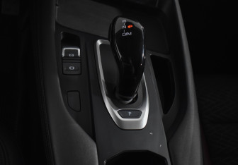 Подержанный автомобиль Haval F7 2023 года (17 фото)