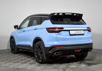 Подержанный автомобиль Geely Coolray 2022 года (7 фото)