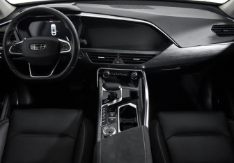 Подержанный автомобиль Geely Tugella 2021 года (16 фото)