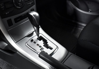 Подержанный автомобиль Toyota Corolla Sedan 2011 года (11 фото)