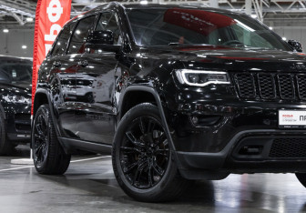 Подержанный автомобиль Jeep Grand Cherokee 2018 года (6 фото)