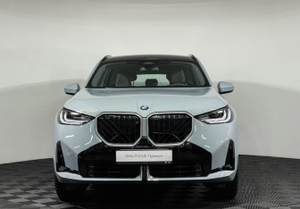 Новый BMW X3 2025 (2 фото)