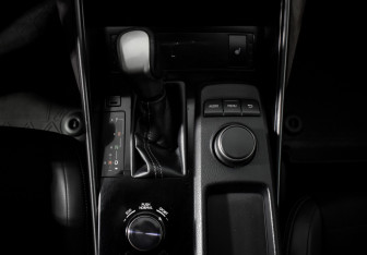 Подержанный автомобиль Lexus IS Sedan 2014 года (10 фото)