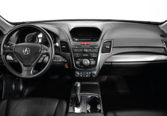 Подержанный автомобиль Acura RDX 2014 года (12 фото)