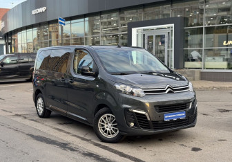 Подержанный автомобиль Citroen SpaceTourer 2022 года (3 фото)