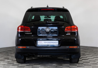 Подержанный автомобиль Volkswagen Tiguan 2015 года (6 фото)