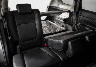 Подержанный автомобиль Mitsubishi Outlander 2016 года (24 фото)