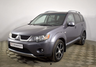 Подержанный автомобиль Mitsubishi Outlander 2008 года (1 фото)