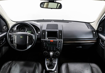 Подержанный автомобиль Land Rover Freelander 2010 года (11 фото)