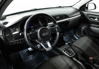 Подержанный автомобиль Kia Rio Hatchback 2020 года (11 фото)