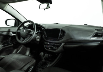 Подержанный автомобиль LADA (ВАЗ) Vesta Sedan 2022 года (9 фото)