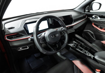 Подержанный автомобиль Geely Coolray 2024 года (11 фото)