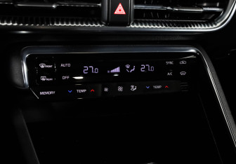 Подержанный автомобиль Kia K5 2020 года (22 фото)