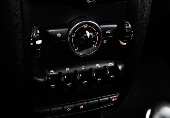 Подержанный автомобиль MINI Countryman 2011 года (14 фото)