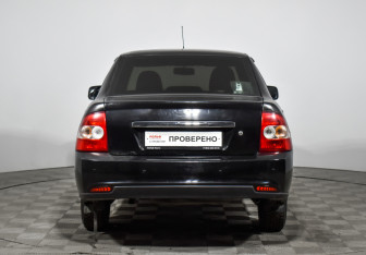 Подержанный автомобиль LADA (ВАЗ) Priora Sedan 2016 года (6 фото)