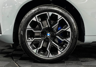 Новый BMW X3 2025 (8 фото)