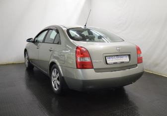 Подержанный автомобиль Nissan Primera Sedan 2005 года (7 фото)
