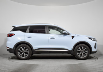 Подержанный автомобиль Chery Tiggo 7 Pro Max 2023 года (4 фото)