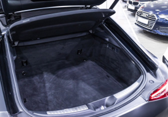 Подержанный автомобиль Mercedes-Benz AMG GT Liftback 2019 года (27 фото)