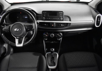 Подержанный автомобиль Kia Picanto 2018 года (14 фото)