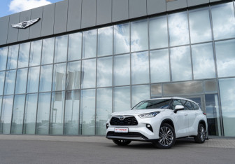 Новый Toyota Highlander 2026 (7 фото)