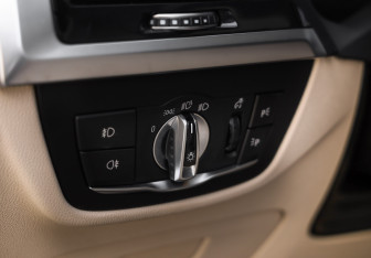 Подержанный автомобиль BMW X3 2019 года (22 фото)