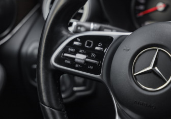 Подержанный автомобиль Mercedes-Benz GLC Coupe 2020 года (15 фото)