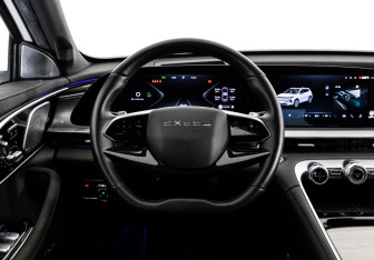 Подержанный автомобиль Exeed TXL 2024 года (15 фото)