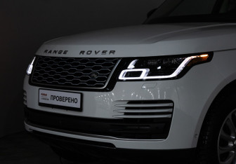 Подержанный автомобиль Land Rover Range Rover 2018 года (26 фото)