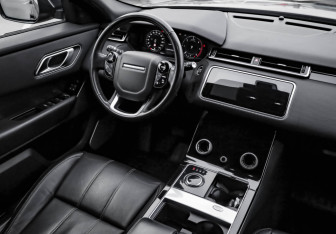 Подержанный автомобиль Land Rover Range Rover Velar 2020 года (10 фото)