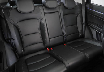 Подержанный автомобиль Geely Atlas Pro 2023 года (28 фото)