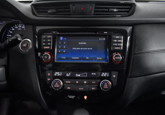 Подержанный автомобиль Nissan X-Trail 2019 года (16 фото)