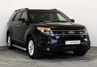 Подержанный автомобиль Ford Explorer 2013 года (3 фото)