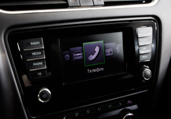 Подержанный автомобиль Skoda Octavia Liftback 2013 года (13 фото)