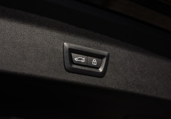 Подержанный автомобиль BMW X3 2020 года (37 фото)