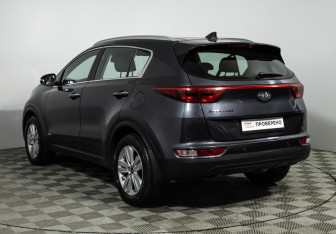 Подержанный автомобиль Kia Sportage 2017 года (7 фото)