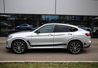 Подержанный автомобиль BMW X4 2019 года (7 фото)