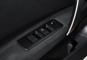 Подержанный автомобиль Nissan Qashqai 2010 года (10 фото)