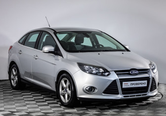Подержанный автомобиль Ford Focus Sedan 2011 года (3 фото)