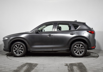 Подержанный автомобиль Mazda CX-5 2020 года (8 фото)