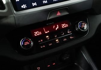 Подержанный автомобиль Kia Sportage 2014 года (16 фото)