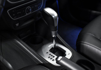 Подержанный автомобиль Renault Fluence 2011 года (11 фото)