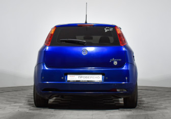 Подержанный автомобиль Fiat Punto Hatchback 2008 года (6 фото)